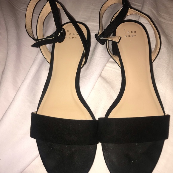 a new day Shoes - A NEW DAY BLACK STRAPPY LOW HEELS